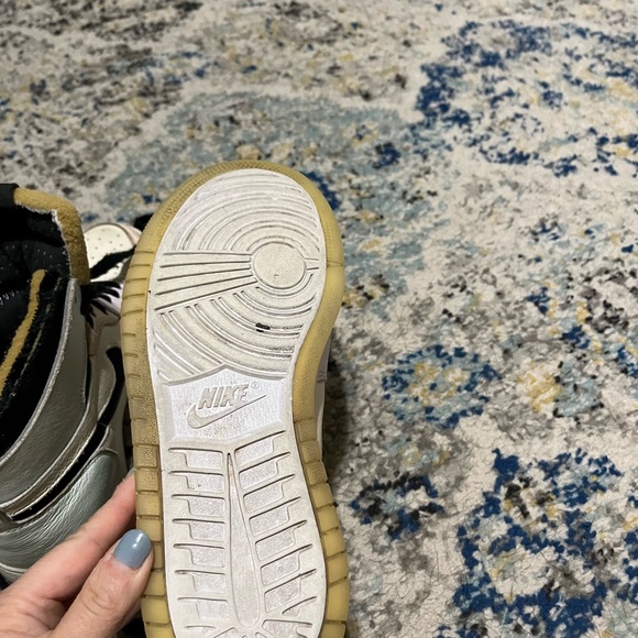 Nike women’s zoom air high tops. Size 7.5 - Picture 3 of 5